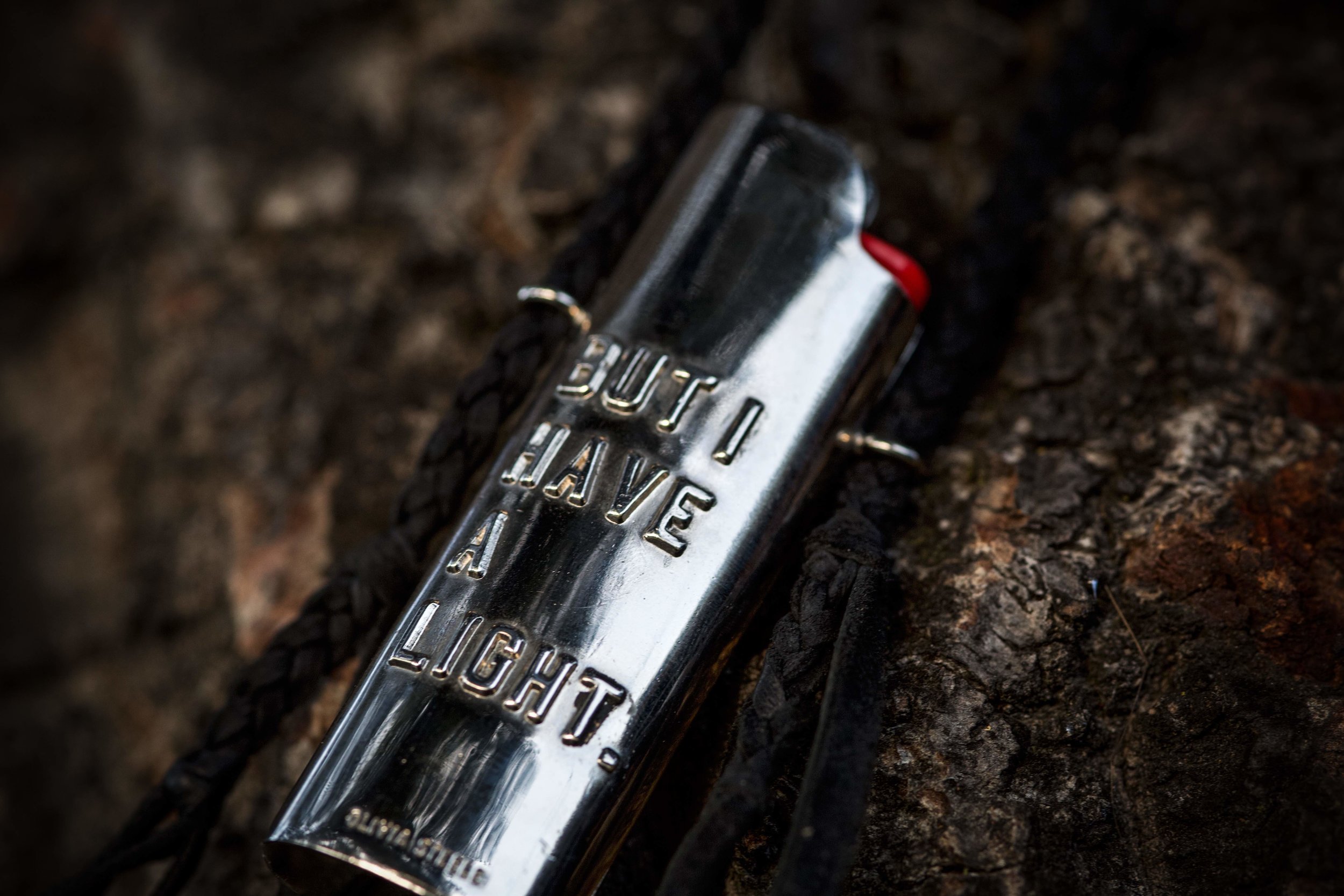 LIGHTER NECKLACE LEATHER STEELE THE SHOW